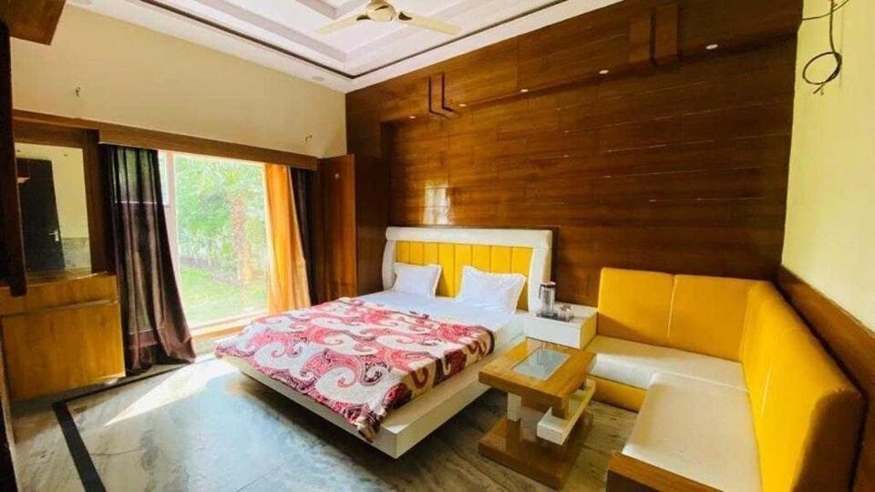 Hotel O The Resort Rāmpur Esterno foto